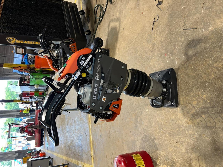 2024 HUSQVARNA LT6005