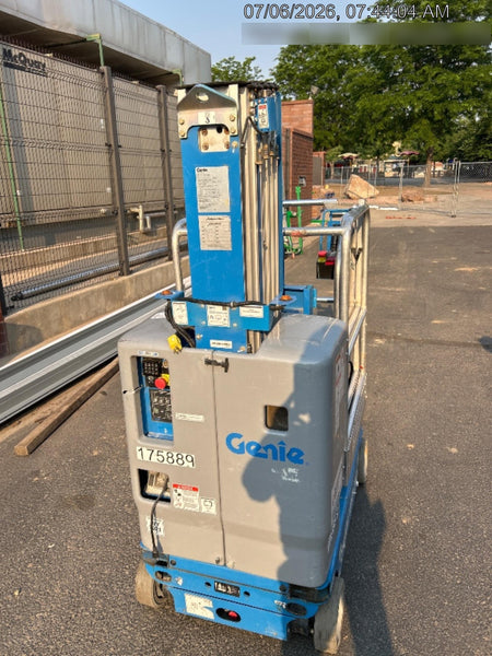 2021 GENIE GR-20