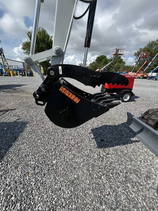 2025 TAKEUCHI 24" Bucket Takeuchi