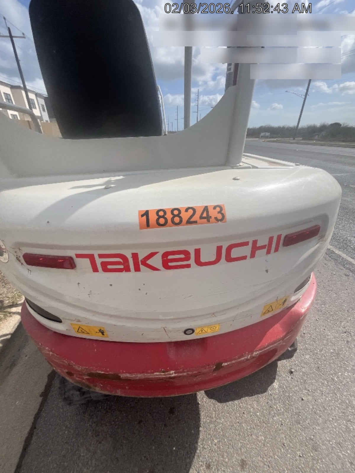 2021 TAKEUCHI TB235-2R