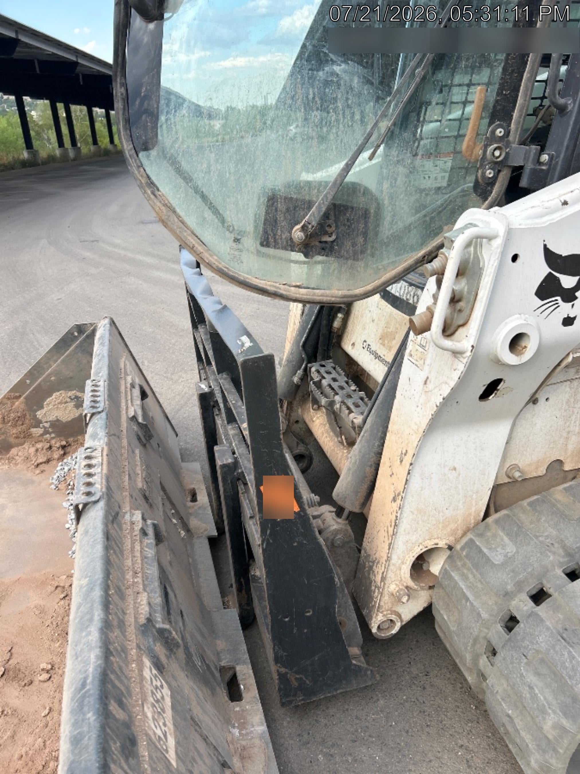 2025 ARROW MATERIAL HANDLING F5100CB