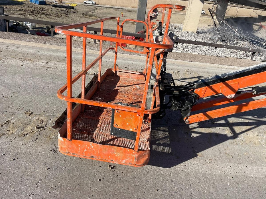 2019 JLG 660SJ