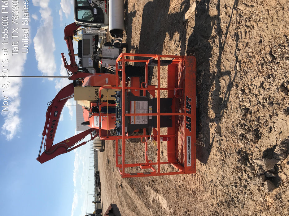 2019 JLG 450AJ