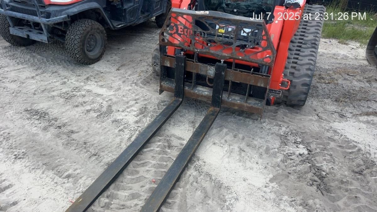 2019 ARROW MATERIAL HANDLING 60" Pallet Forks - Arrow