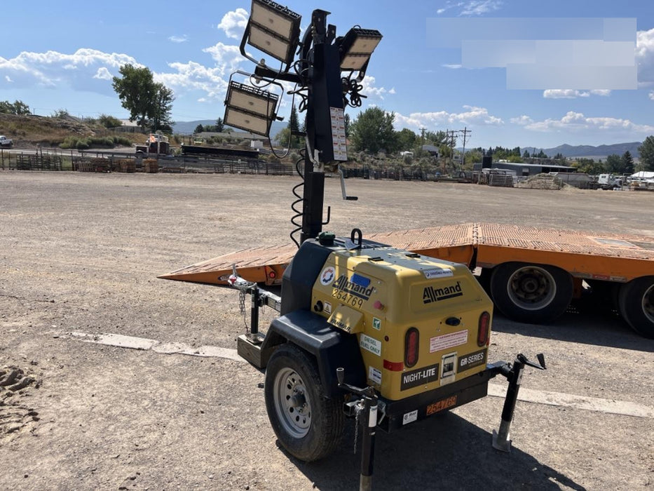 2022 Allmand NLV3GR (4) LED Light Fixture 350W, 23' Vertical Mast, 3kW Prime, Towable, ES Decals, T3