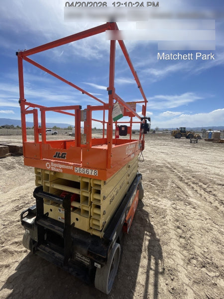 2025 JLG ES3246