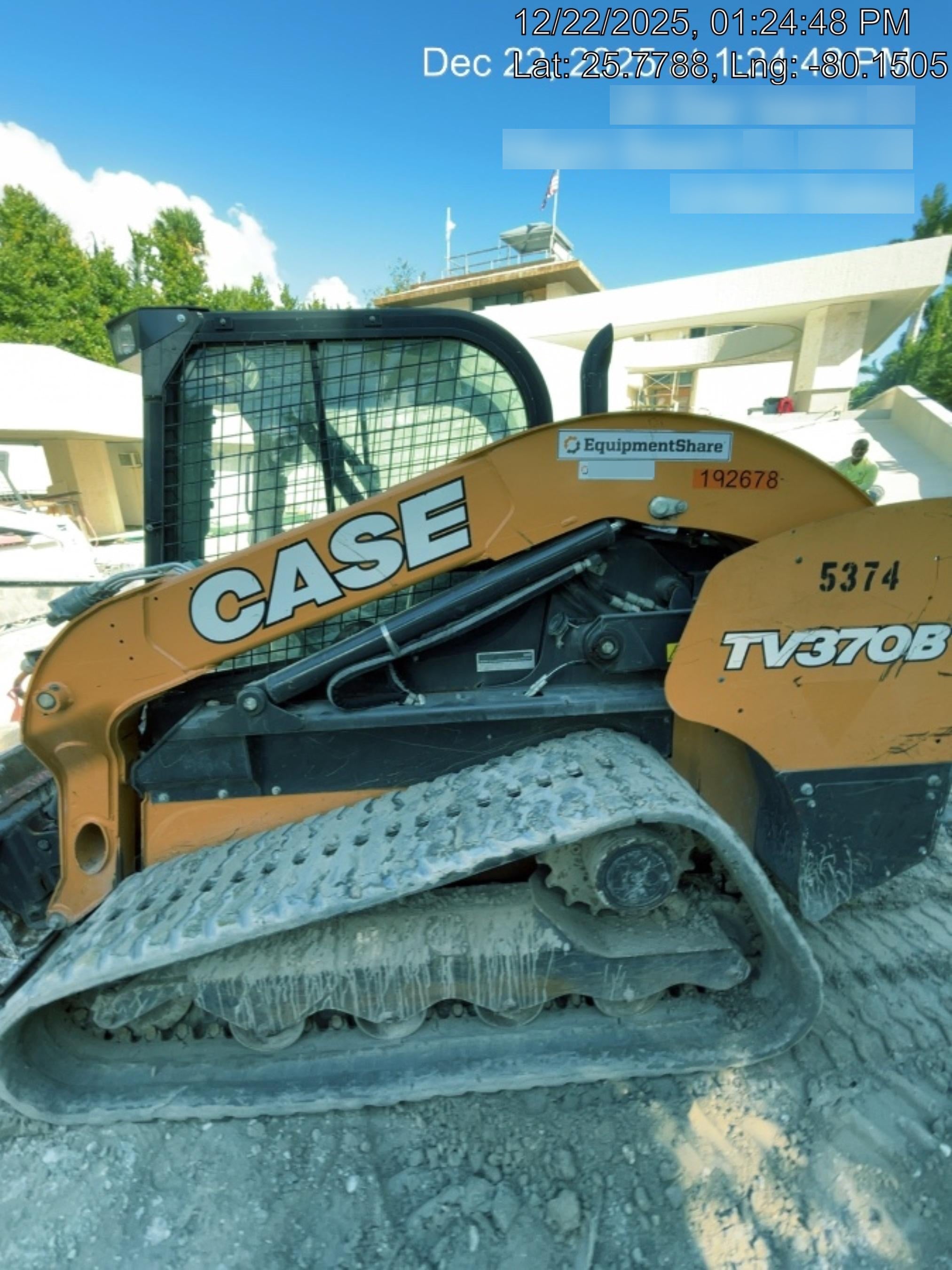 2021 CASE TV370B