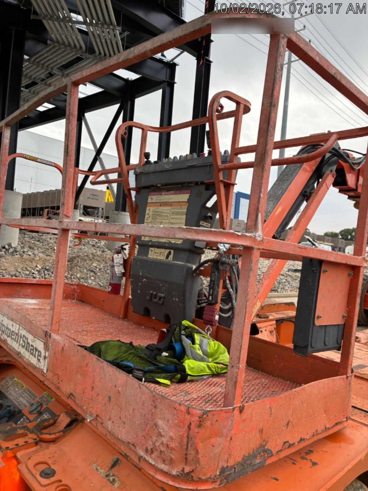 2006 JLG 660SJ