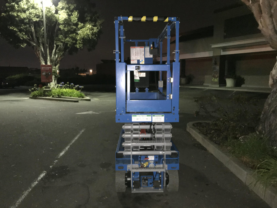 2020 Genie GS-1930 Solid Non Marking Tires, Beacon, Folding rails with half height swing gate, 800W Inverter