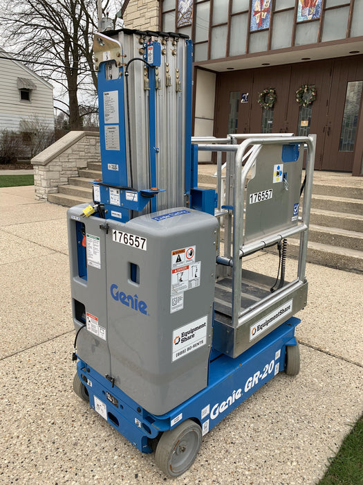 2021 GENIE GR-20