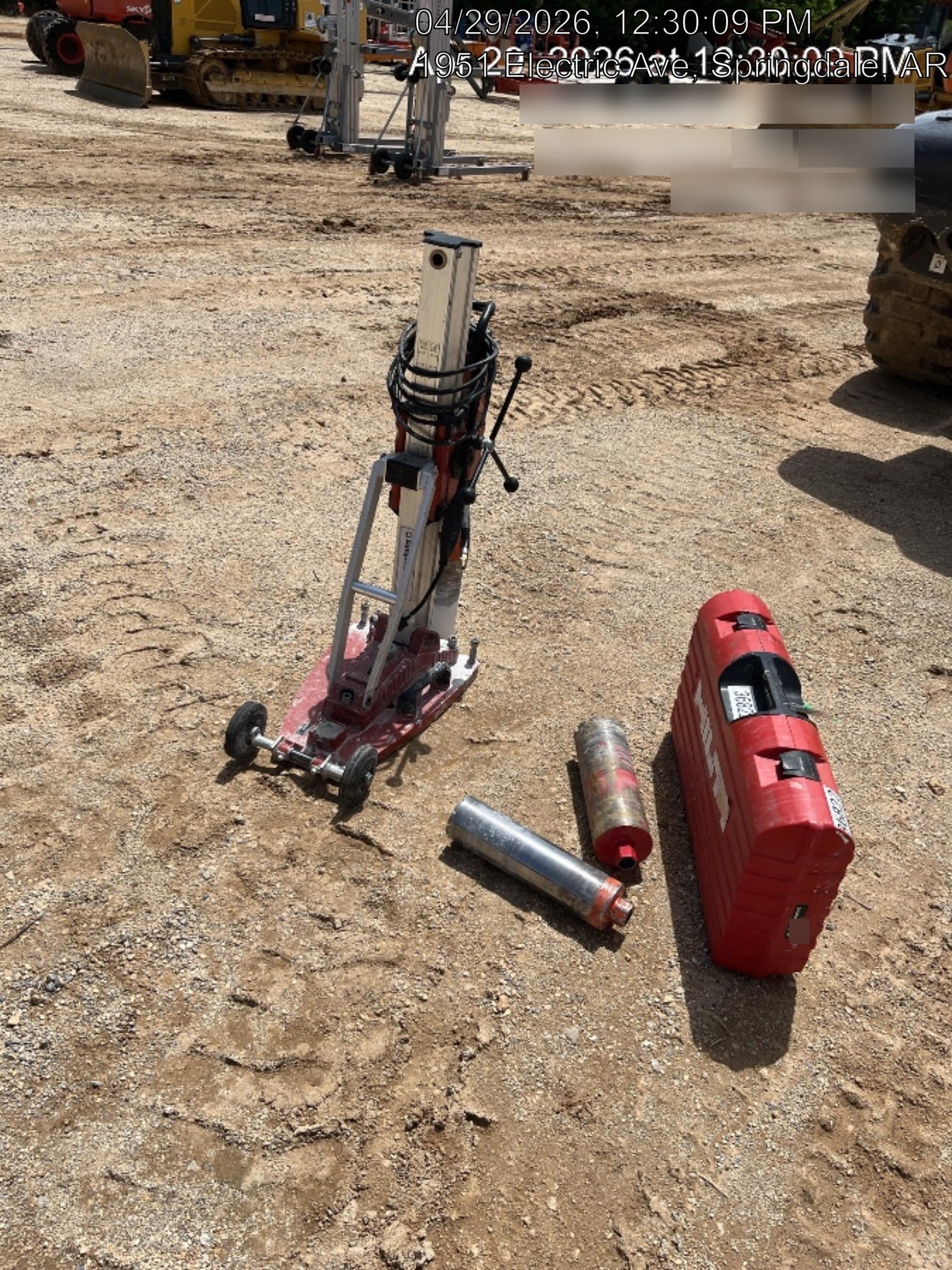 2023 HILTI DD250E
