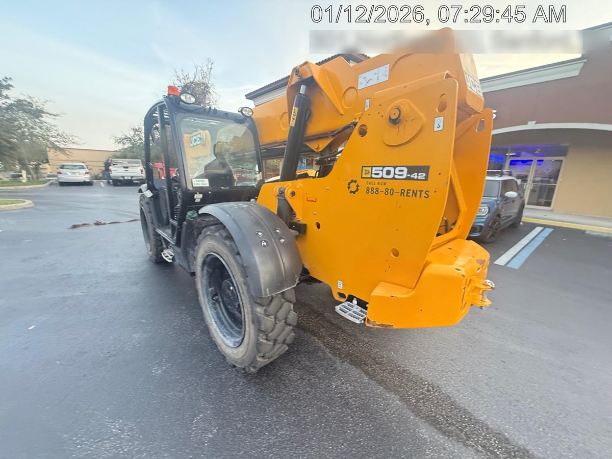 2023 CROWN 5,500lb Manual Pallet Jack - Crown
