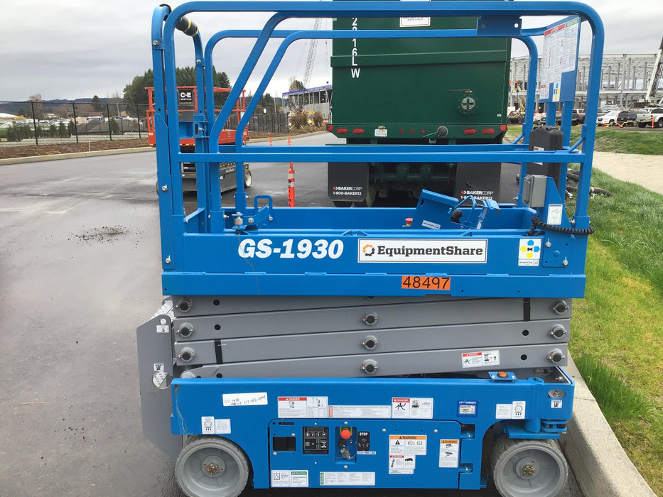 2019 Genie GS-1930 Half Height Swing Gate, 800W Inverter