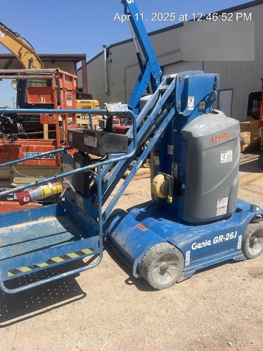 2020 GENIE GR-26J