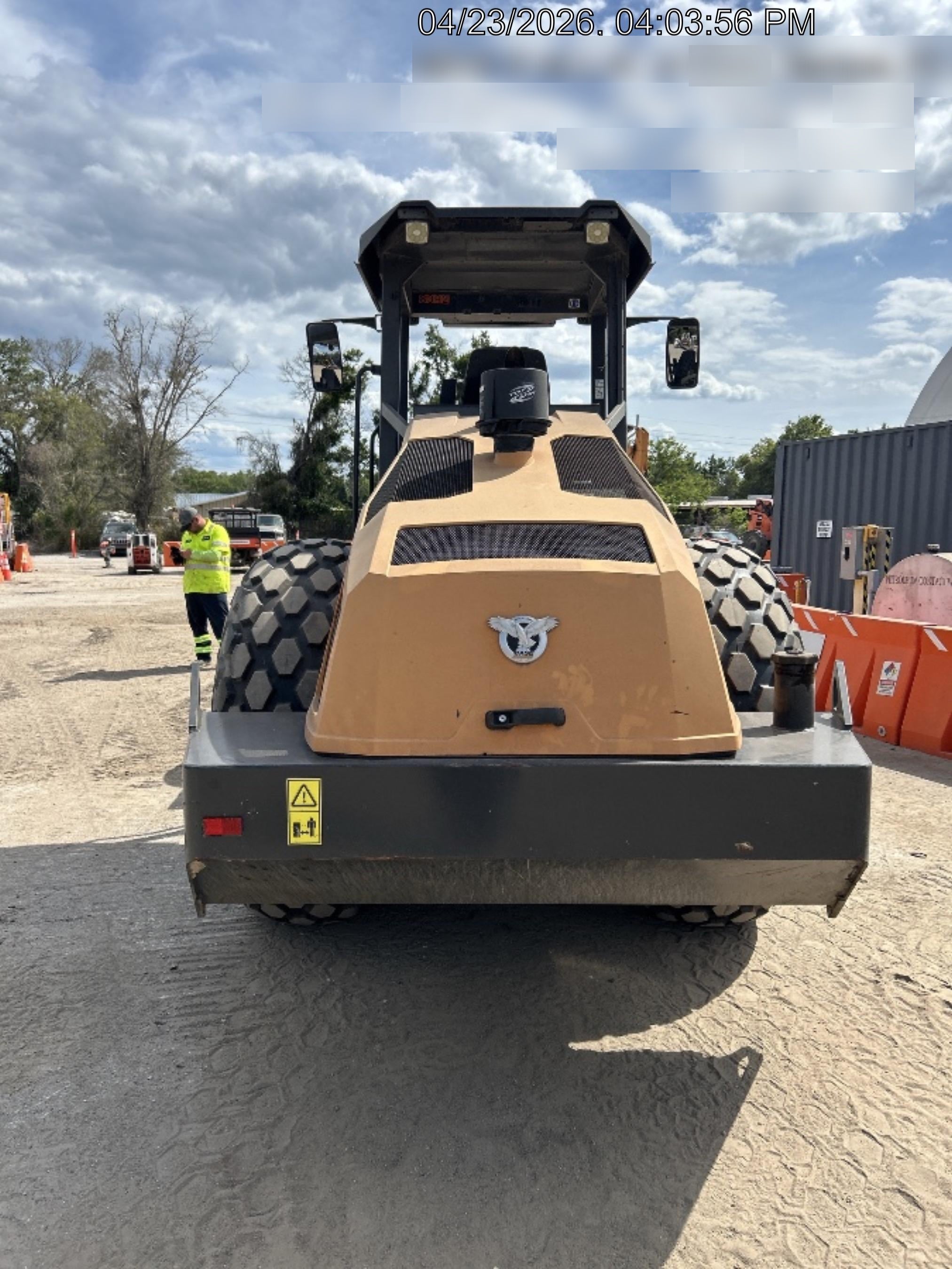 2022 CASE SV211ESM