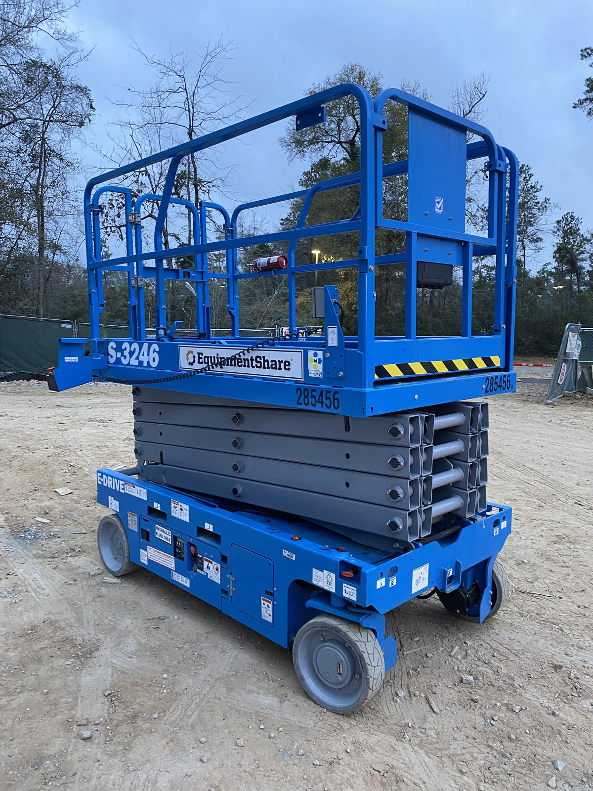 2022 GENIE GS-3246