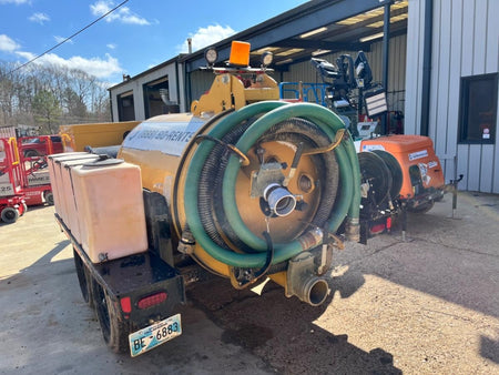 2022 VAC-TRON LP573XDT