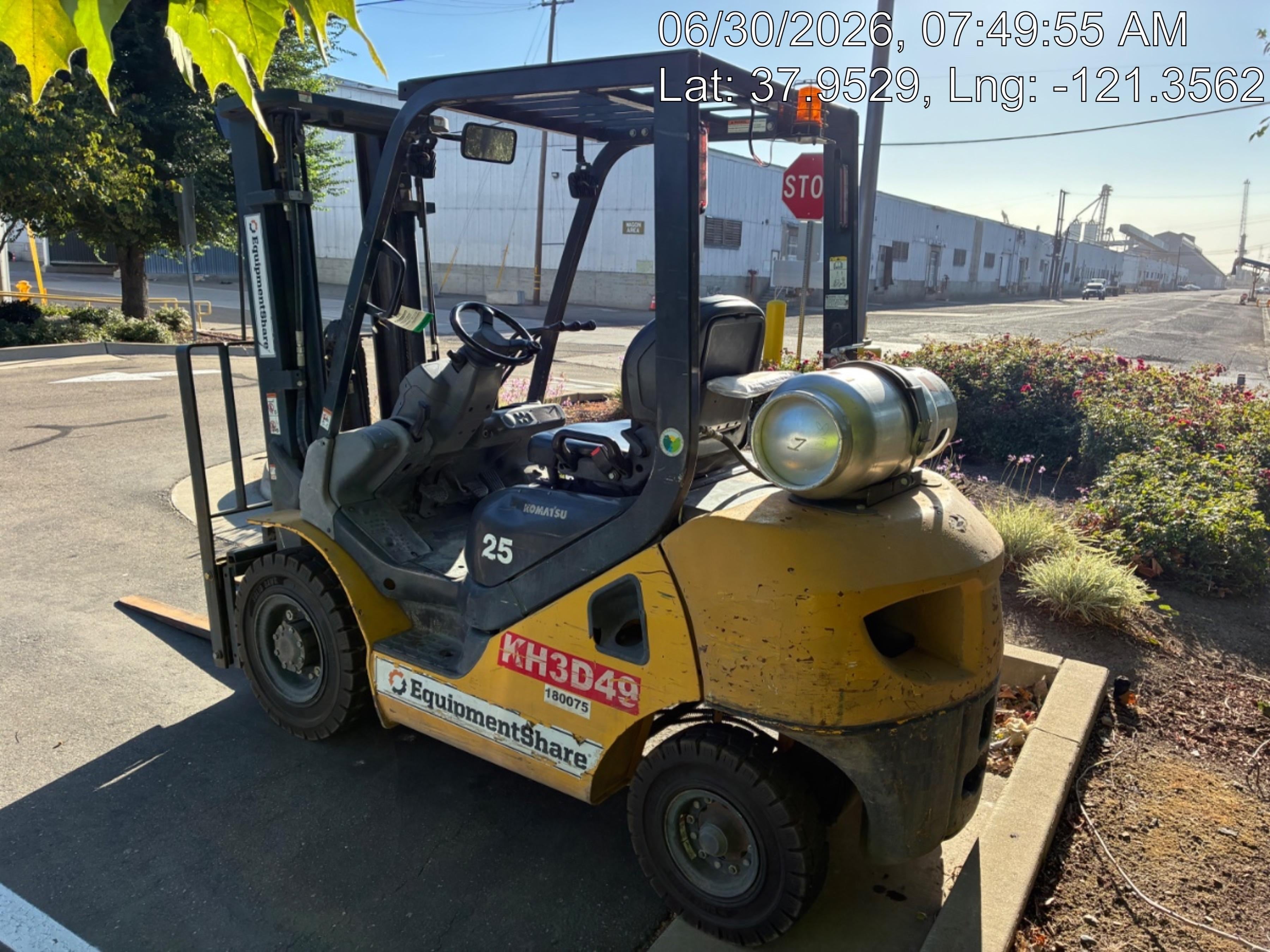 2021 KOMATSU FG25T-16