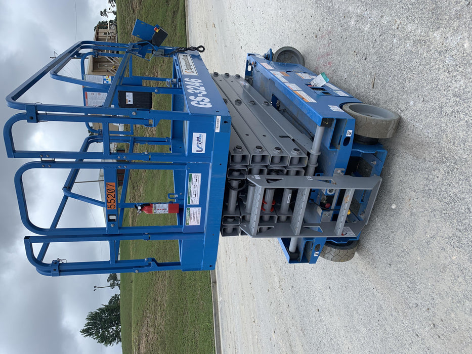 2019 Genie GS-3246 Folding rails with full height swing gate