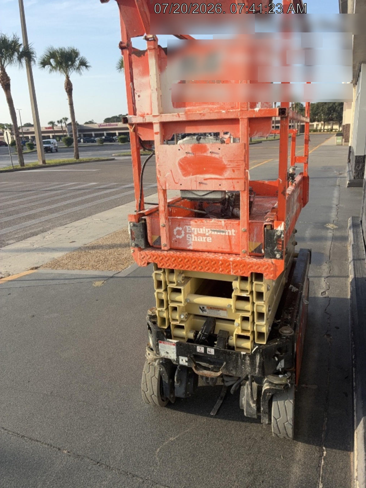 2023 JLG ES1932