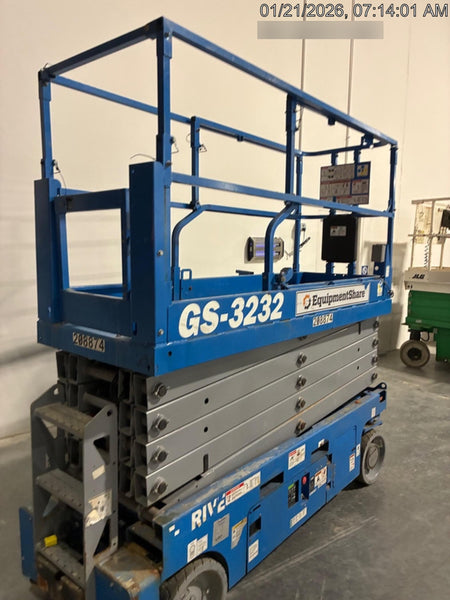 2022 GENIE GS-3232