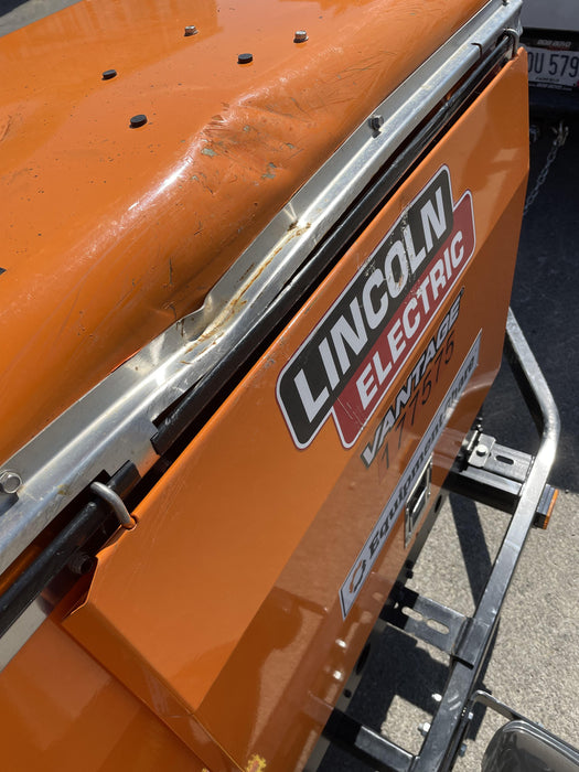 2021 Lincoln Electric Vantage 322 Vantage 322 Ready Pak 3 w/ Decals, ORANGE (includes trailer, cable rack, fender light kit) NO Telematics