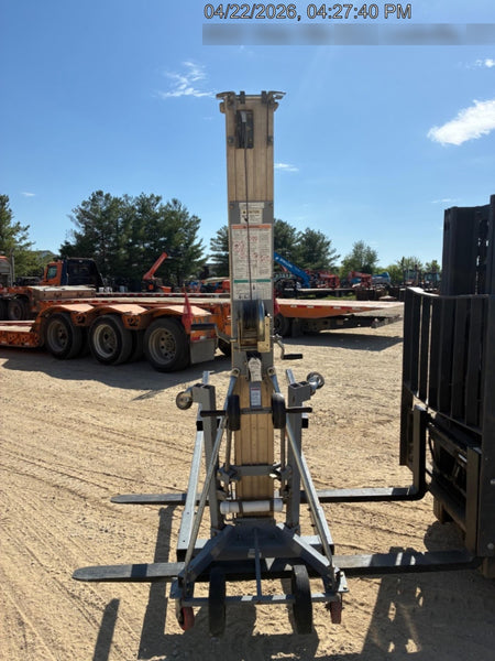 2019 GENIE SLC-24
