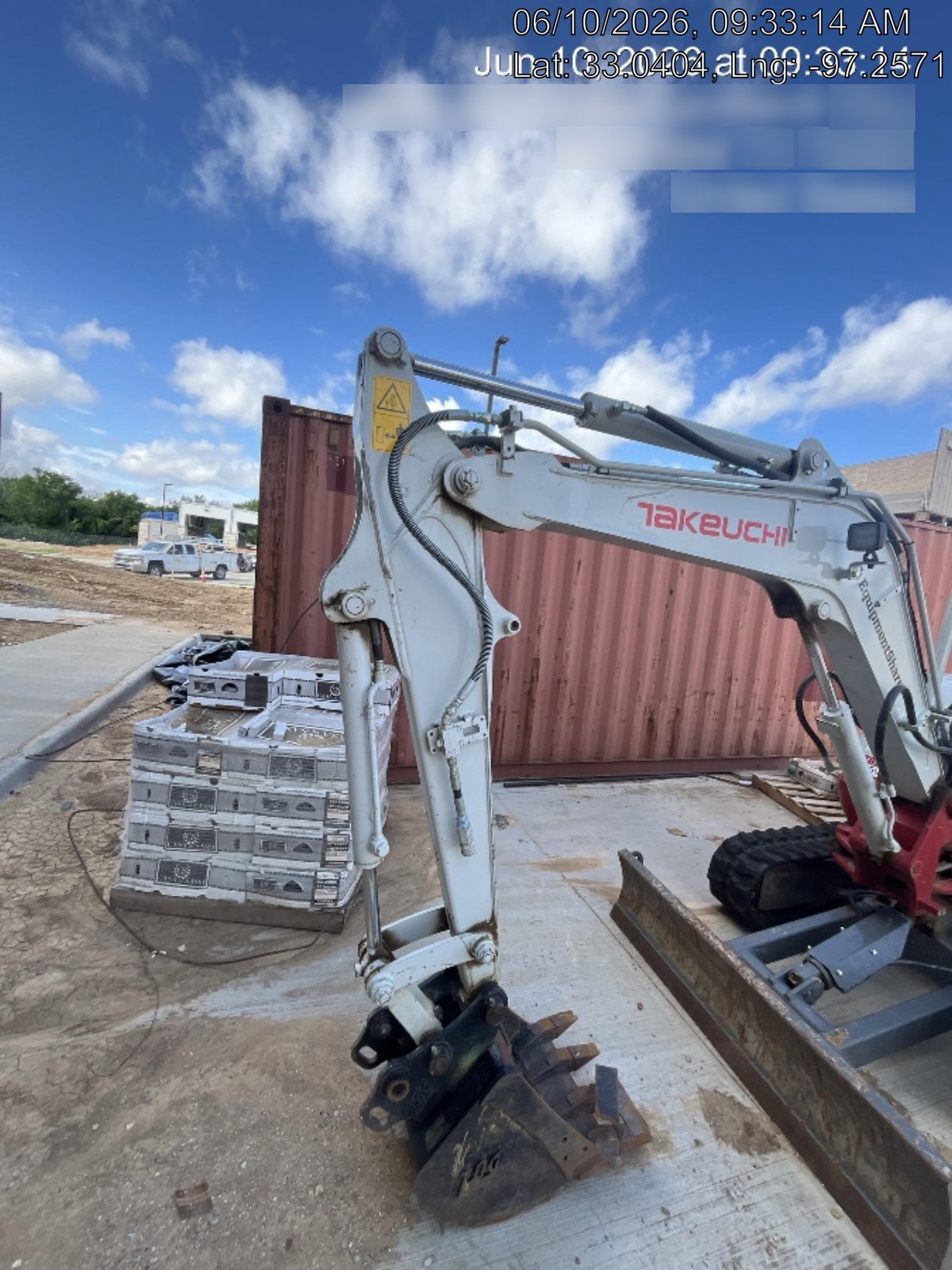 2025 TAKEUCHI TB235-2R