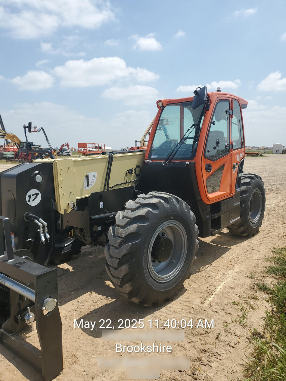 2025 JLG 1732
