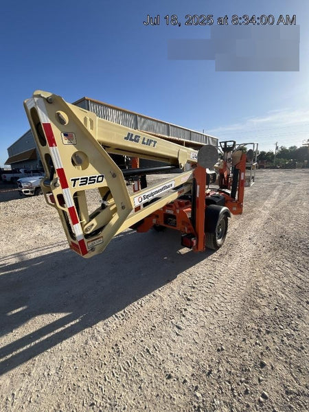 2022 JLG T350