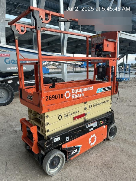 2022 JLG ES1932
