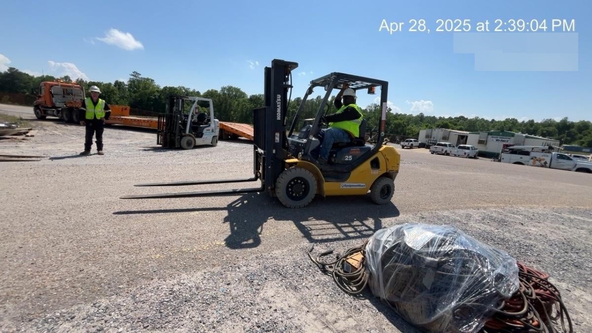 2020 KOMATSU FG25T-16