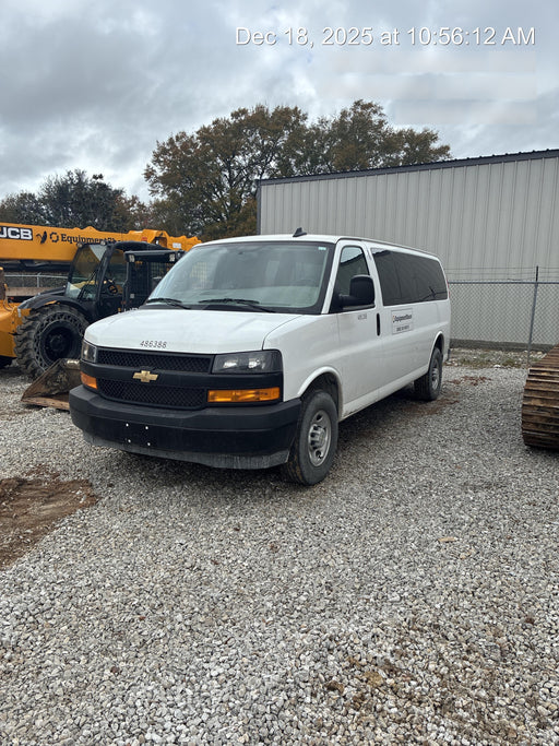 2025 CHEVROLET Express Van - Rental