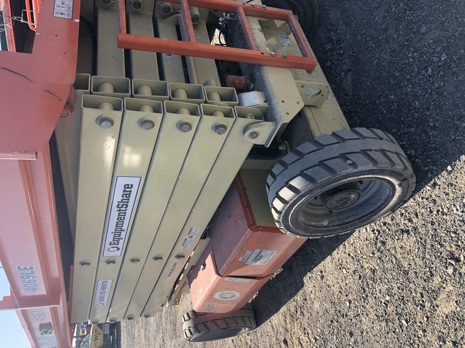 2019 JLG 4069LE