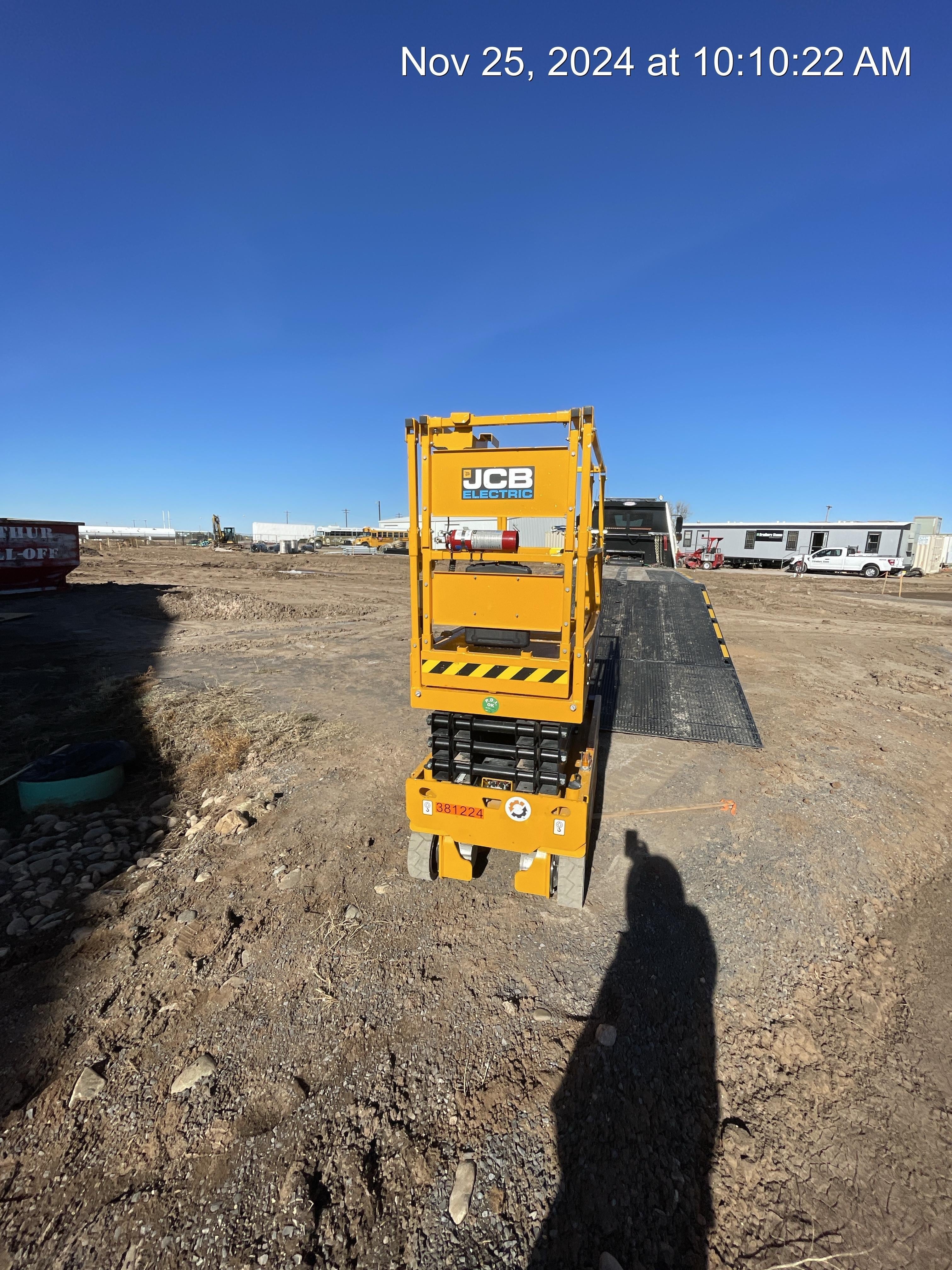 2024 JCB S1932E