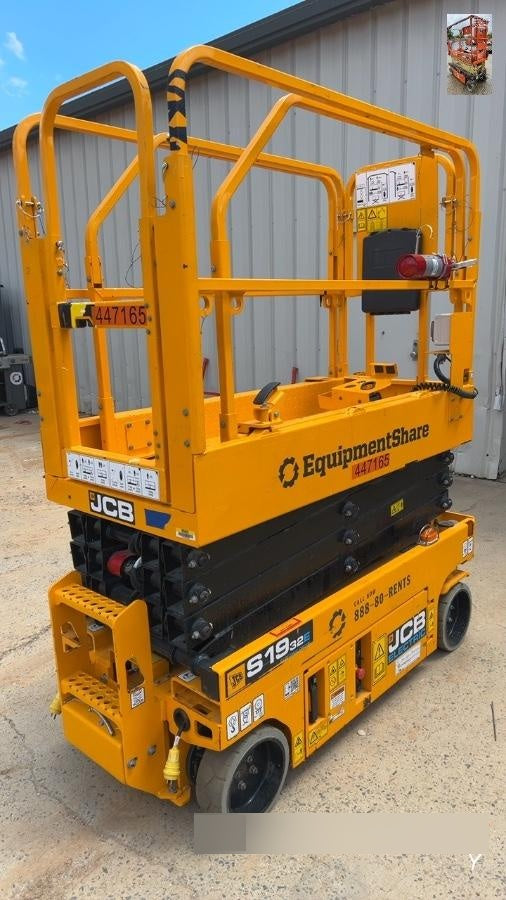 2024 JCB S1932E