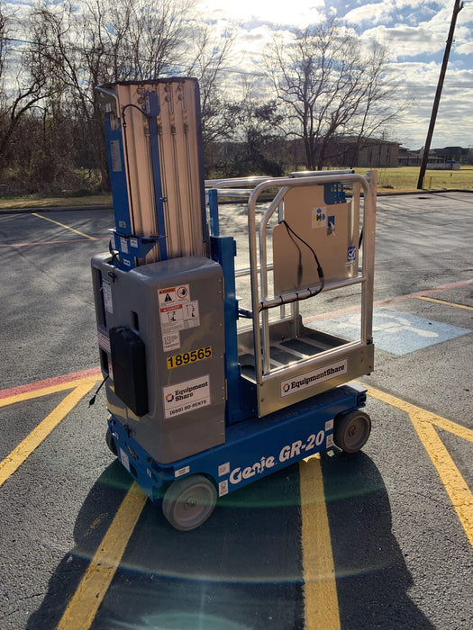2021 GENIE GR-20
