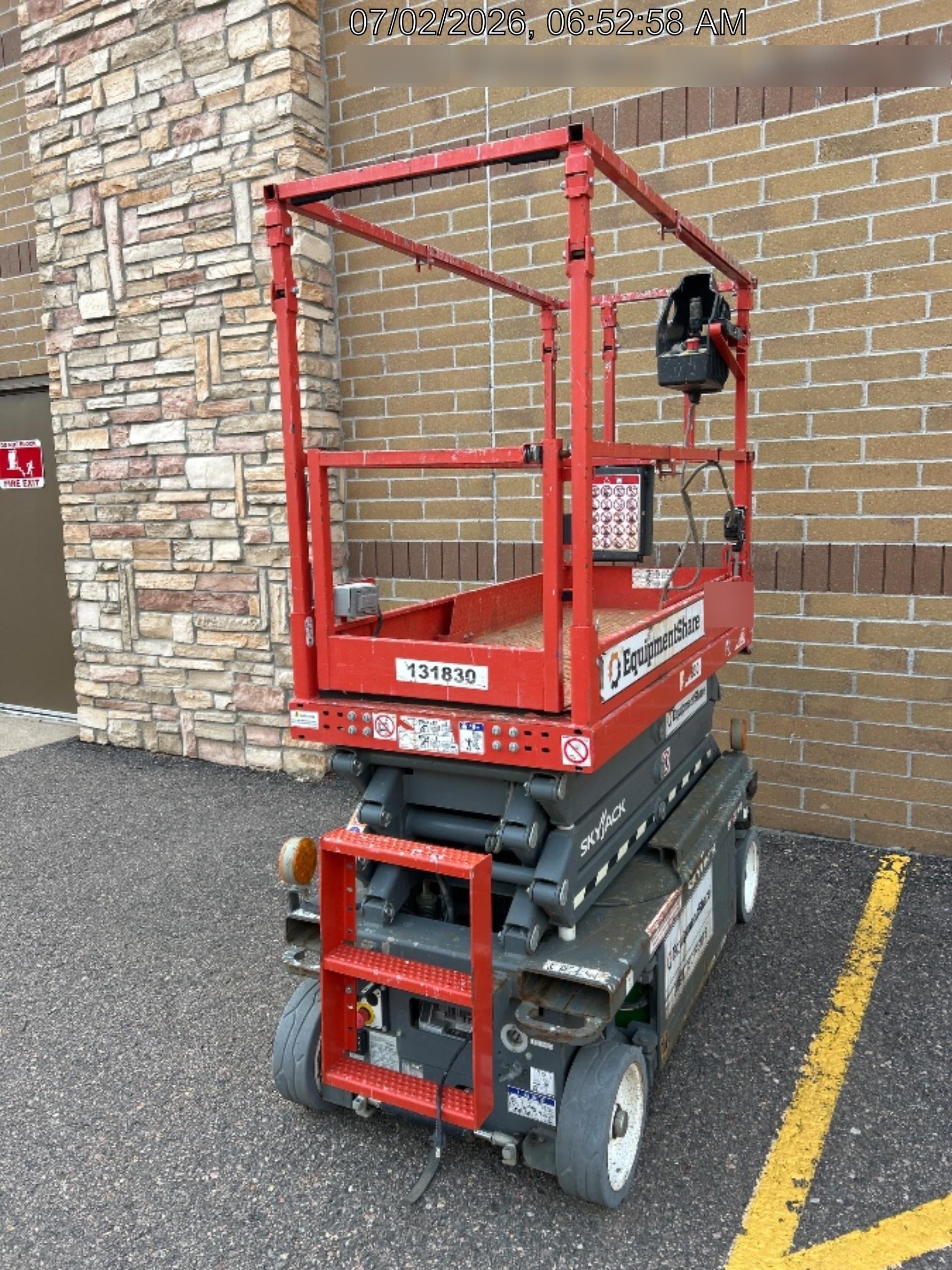 2021 SKYJACK SJ3219