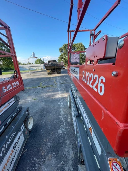 2018 Skyjack SJIII-3219 Skyjack SJIII3219 Scissor Lift w/Trojan Batteries