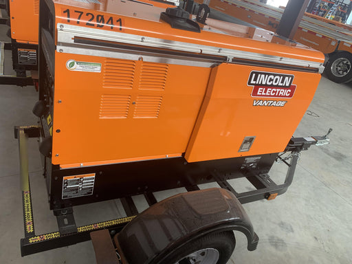 2021 Lincoln Electric Vantage 322 Vantage 322 Ready Pak 3 w/ Decals, ORANGE (includes trailer, cable rack, fender light kit) NO Telematics