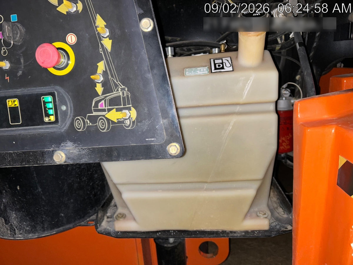 2021 JLG 400S