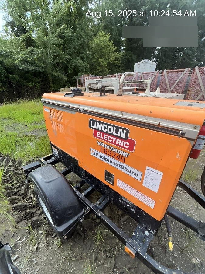 2021 Lincoln Electric Vantage 322 Vantage 322 Ready Pak 3 w/ Decals, ORANGE (includes trailer, cable rack, fender light kit) NO Telematics