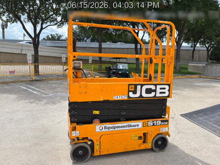 2023 JCB S1930E