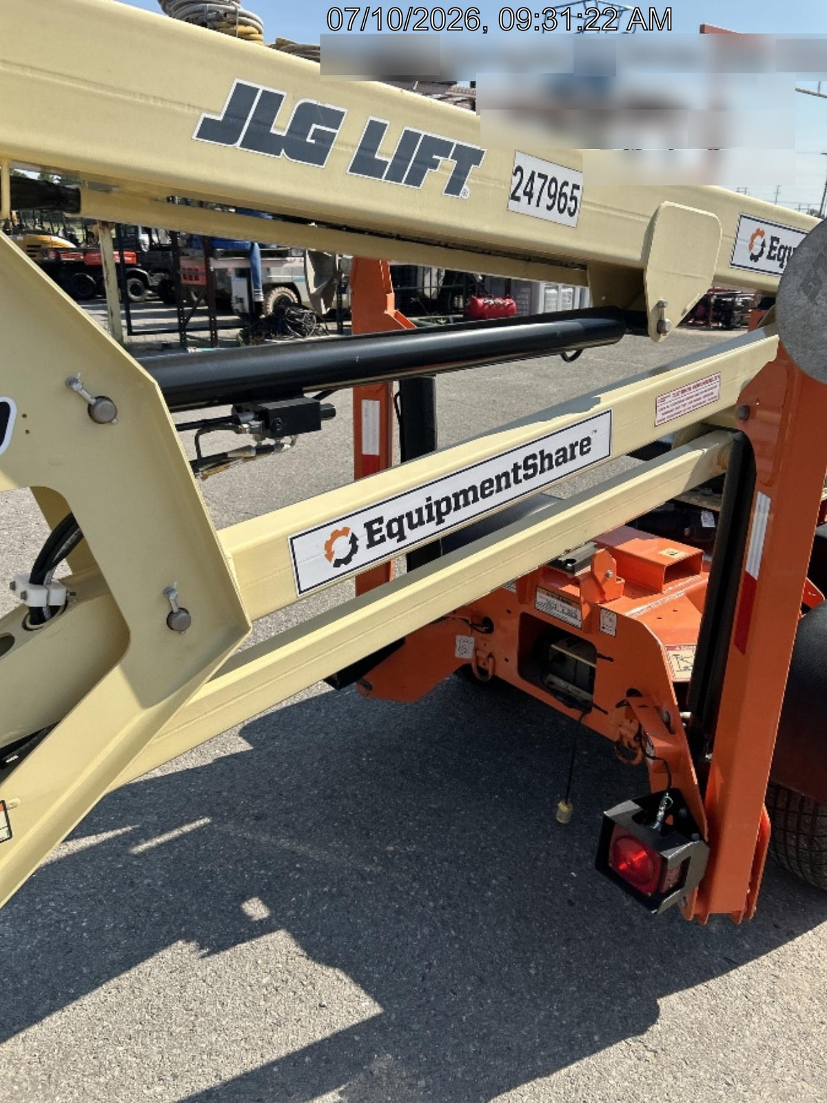 2022 JLG T350