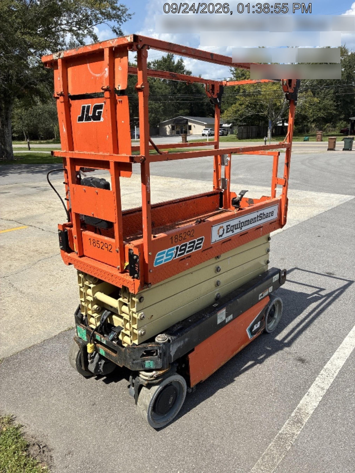 2021 JLG ES1932