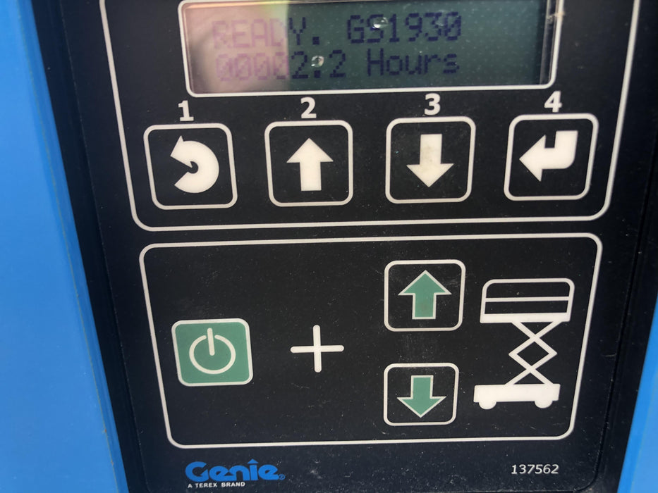 2019 Genie GS-1930 Fixed Rails with Chain Entry