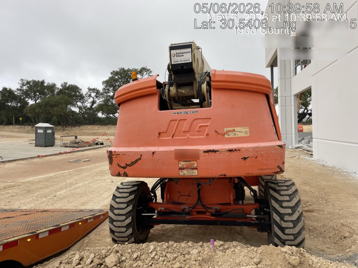 2018 JLG 660SJ