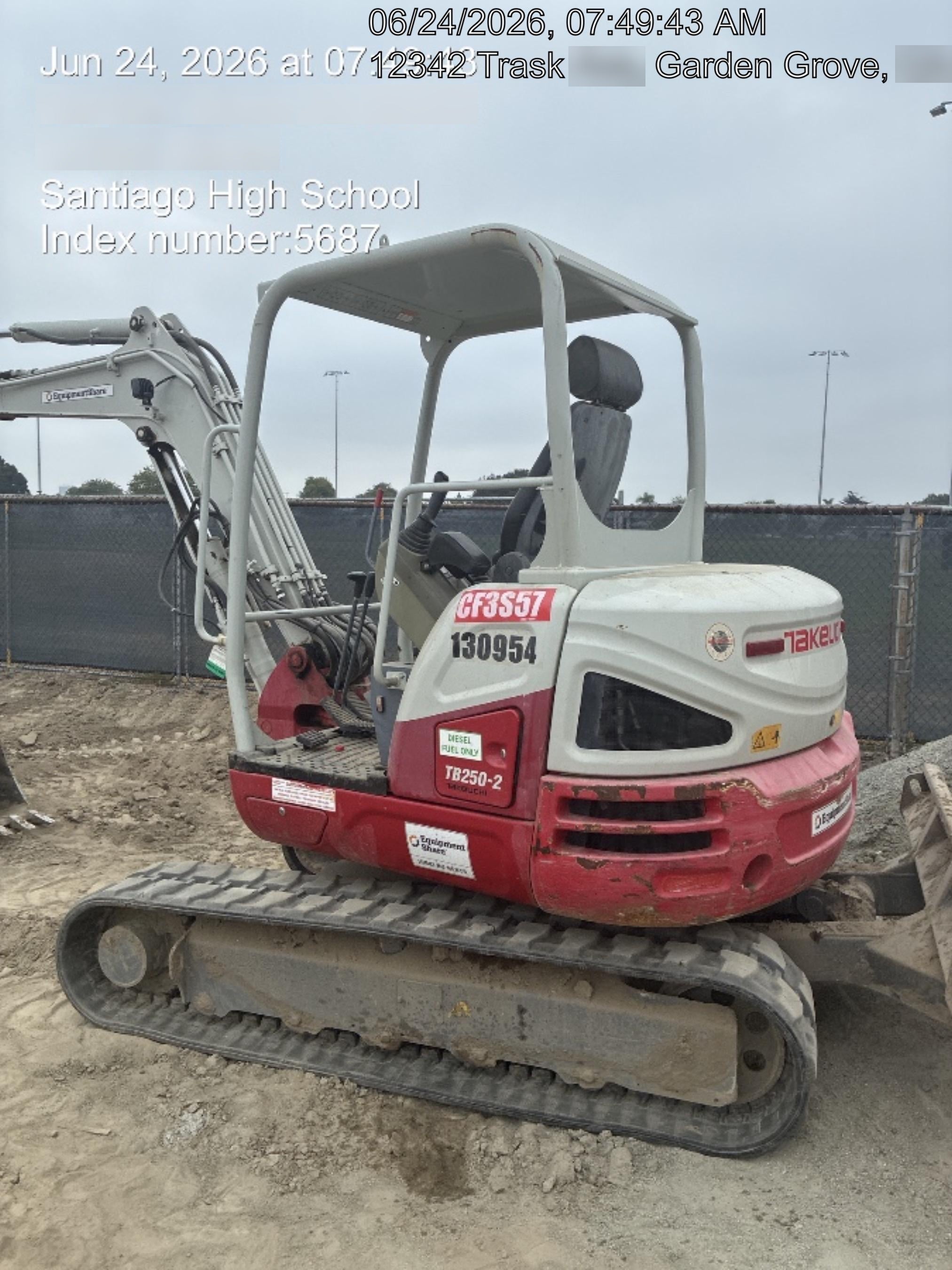 2021 TAKEUCHI TB250-2