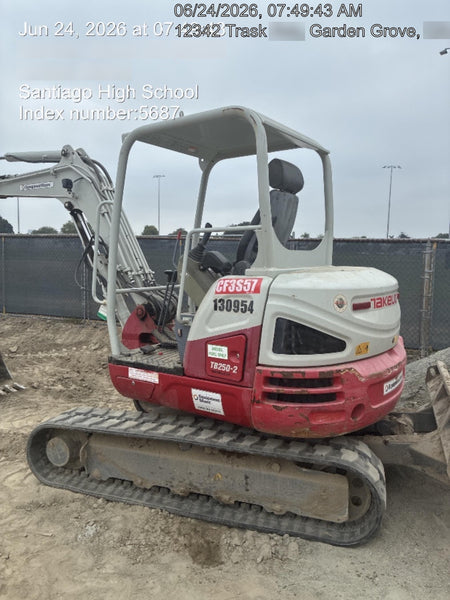 2021 TAKEUCHI TB250-2