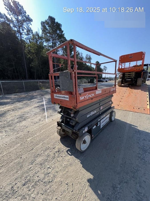 2017 Skyjack SJIII-3226 Standard